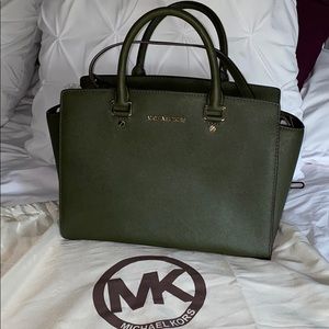 Michael Kors Selma Tote